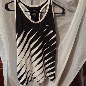 Nike Women's Diagonal Striped Tank Top